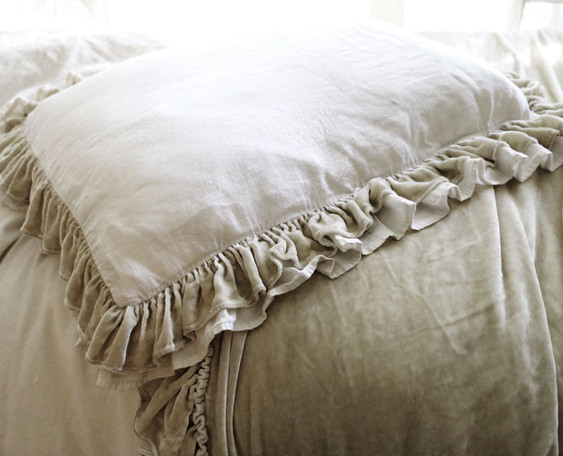 Montage Velvet Ruffle Linen Bed - Champagne