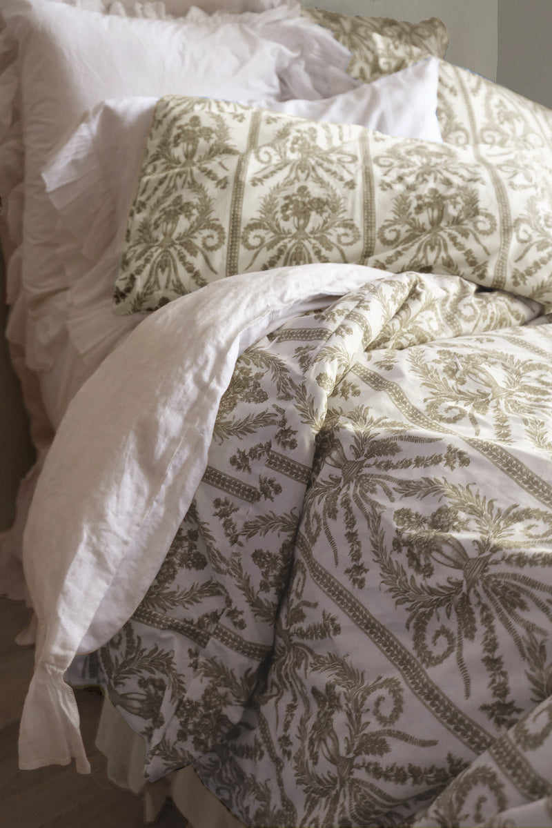 NEW! Victoria Toile Bedding - Maple - Linen Salvage Et Cie